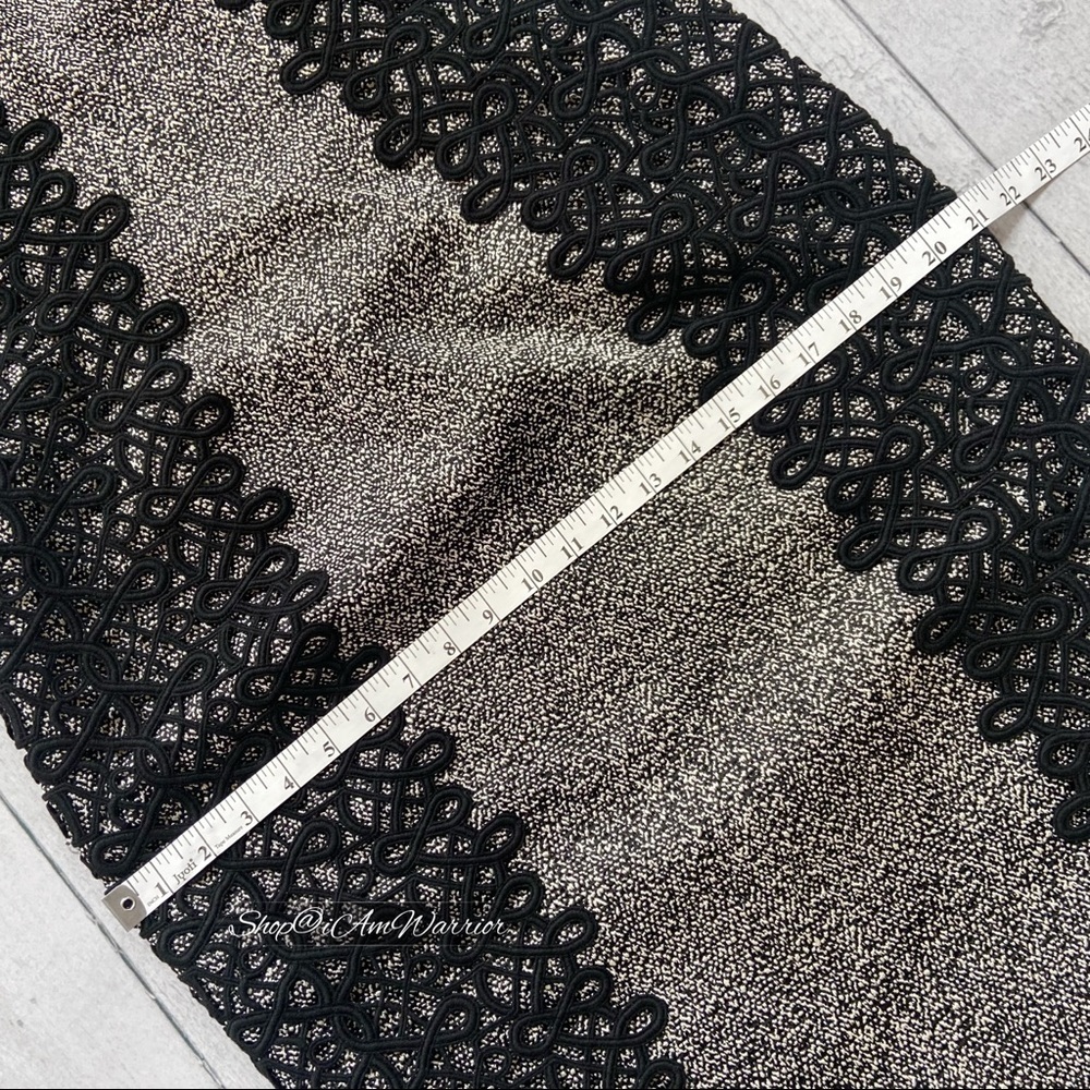Lela Rose Textured Sheath Dress w/ Black Corded Lace Panels *shop@iAmWarrior - Picture 9 of 12